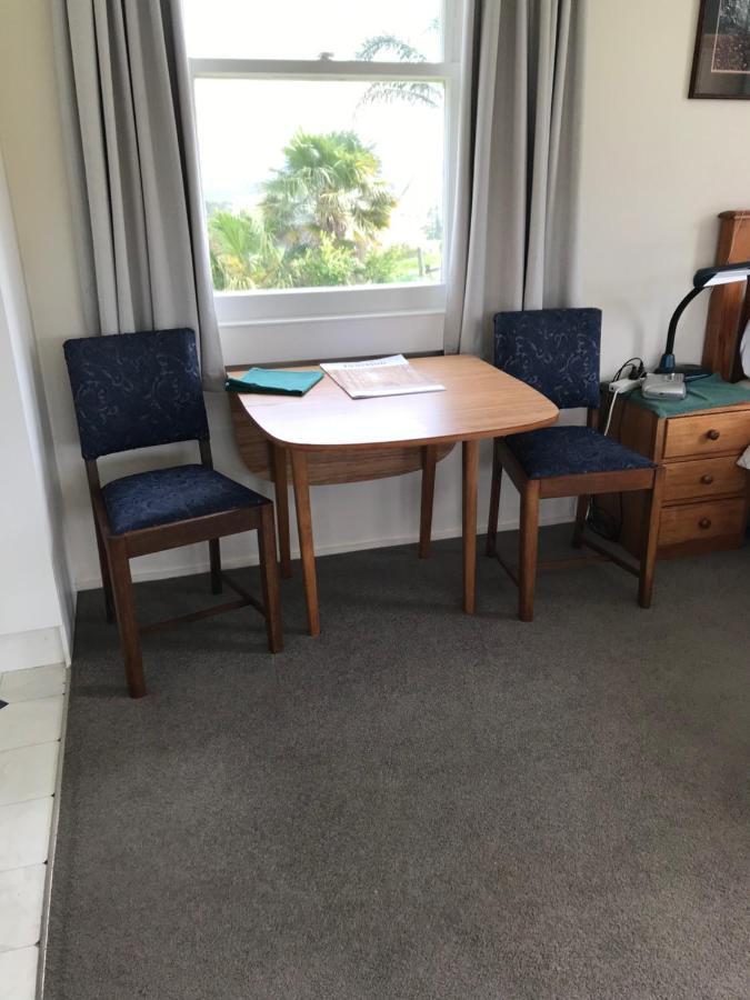 Tui Cottage Te Arai Kültér fotó